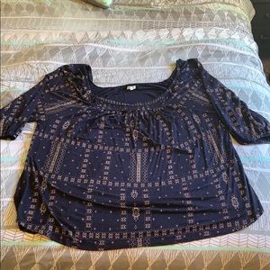 Off the shoulder 3/4 shirt